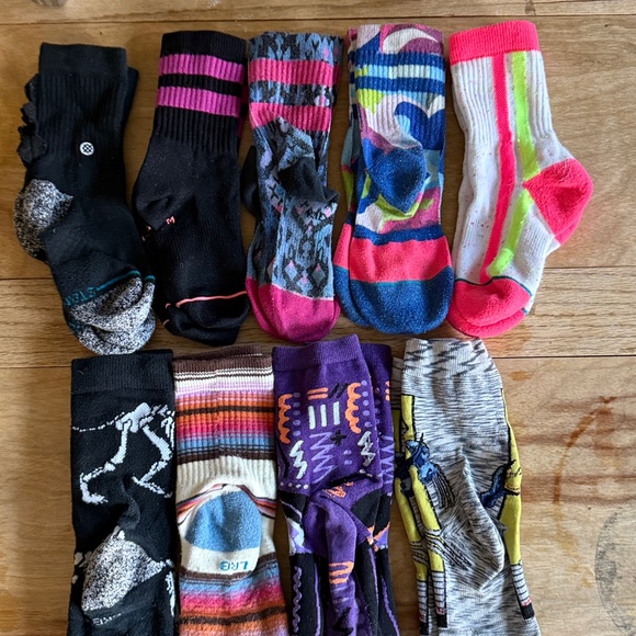 Kid’s Stance Sock Bundle! 10 pairs! 8 out of 9, were washed & never worn, M & L. - Picture 3 of 9